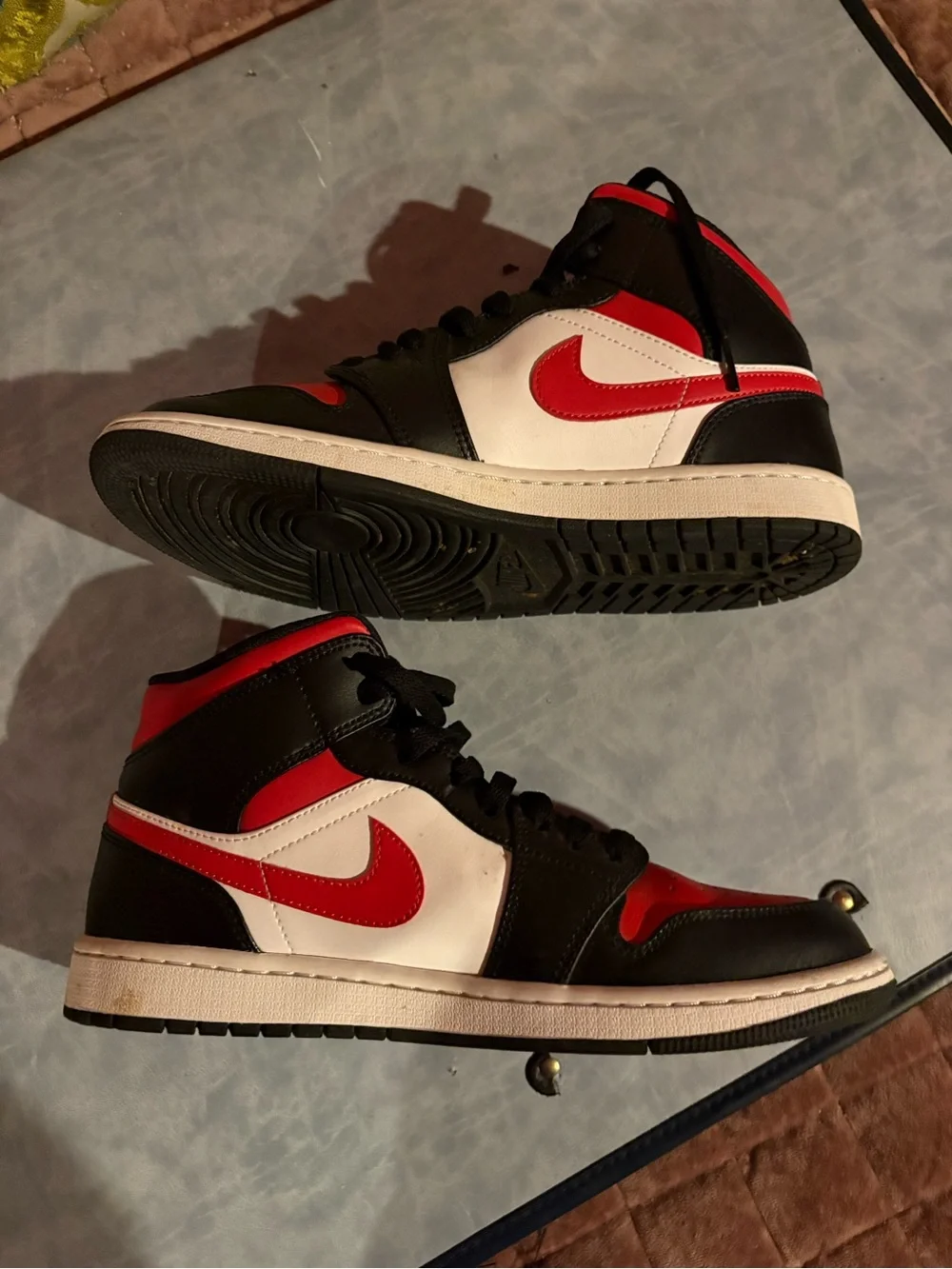 Men Jordan Red, Black & White High-Top Sneakers